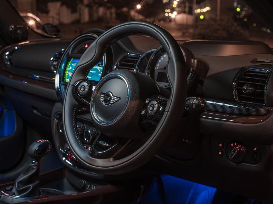  Mini Cooper S Clubman 2016 года  (ZA) (фото 27 из 30)
